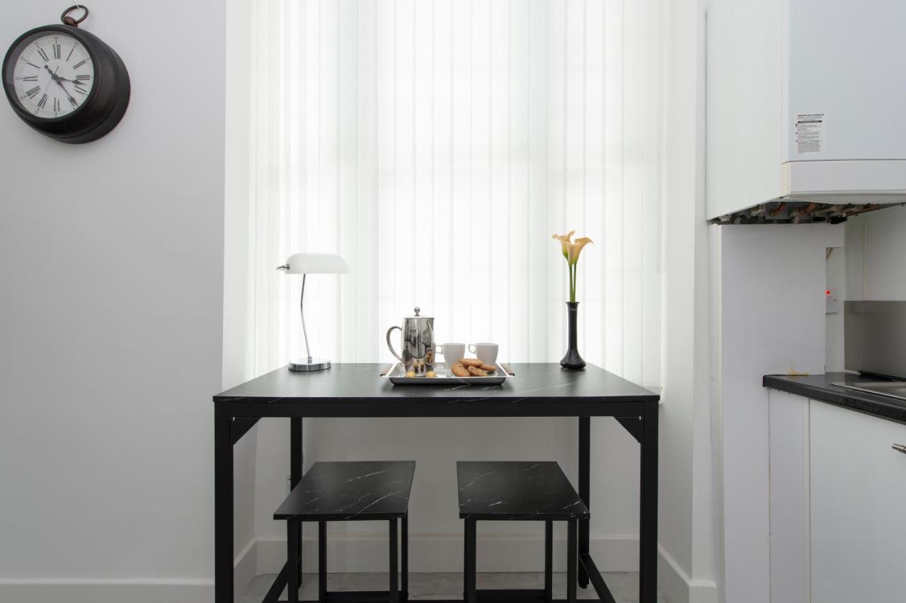 Tower Bridge Exclusive Two Bedroom Apartment London Bagian luar foto